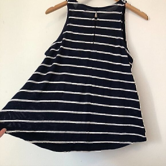 OLD NAVY Navy Blue White Striped Sleeveless Knit Cutout Back Tank Top Medium M - Picture 11 of 11